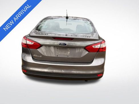 Used 2012 Ford Focus S image 4