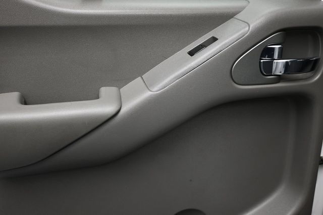 Used 2019 Nissan Frontier SV RWD image 8