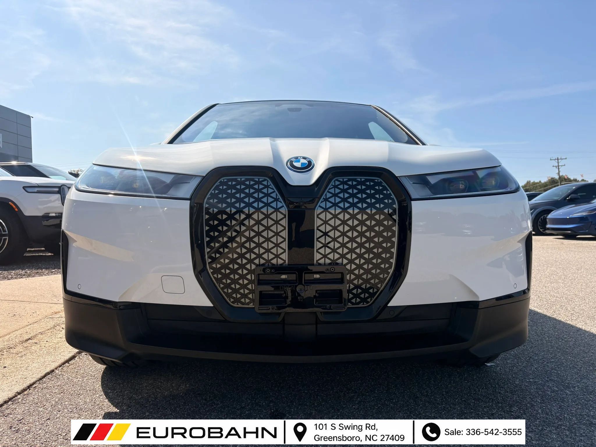 Used 2024 BMW iX xDrive50 AWD/4WD image 28