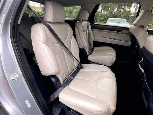 Used 2020 Hyundai Palisade SEL w/ Premium Package FWD image 28
