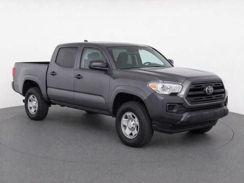 Used 2019 Toyota Tacoma SR w/ SR Convenience Package AWD/4WD image 2
