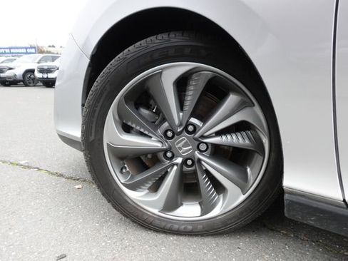 Used 2018 Honda Clarity Touring image 10