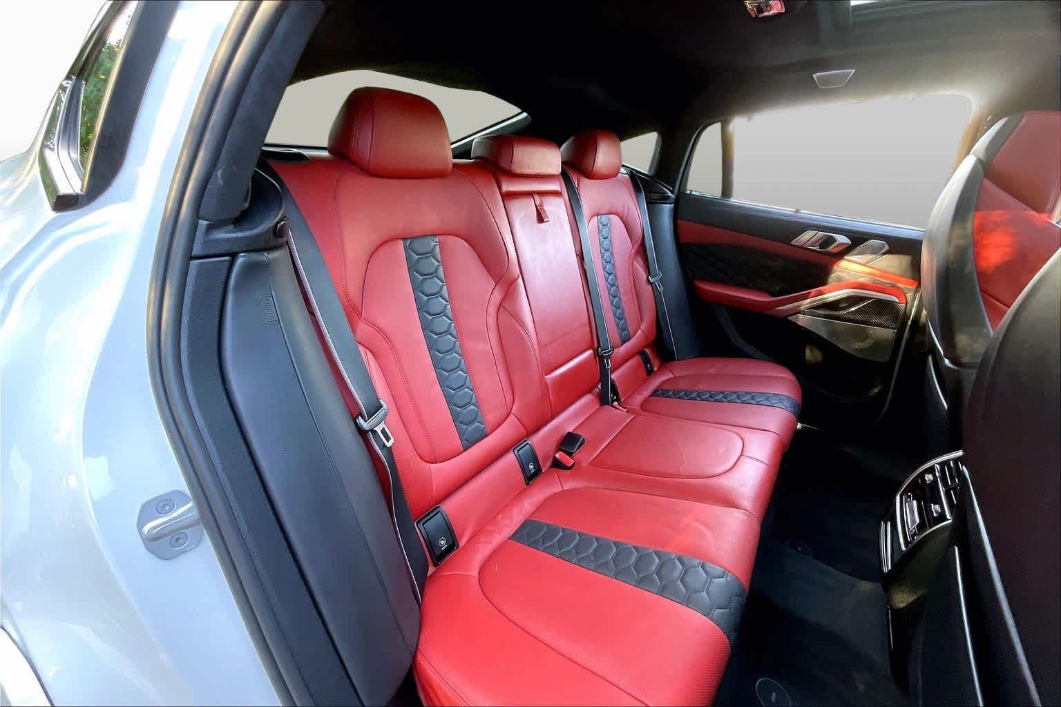 Used 2021 BMW X6 M w/ Competition Package AWD/4WD image 19