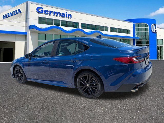 Used 2025 Toyota Camry SE w/ Convenience Package FWD image 7