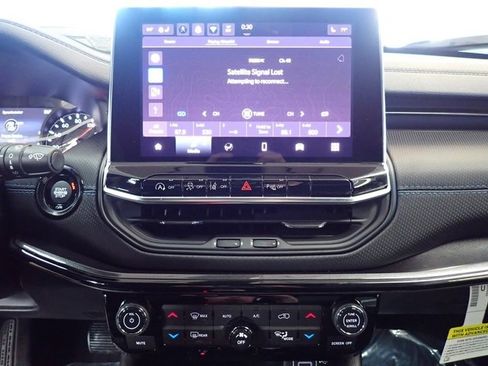 New 2026 Jeep Compass Limited image 21