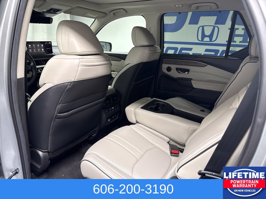 New 2026 Honda Pilot Elite image 15