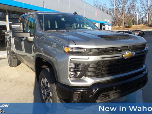 New 2026 Chevrolet Silverado 2500 Custom w/ Custom Value Package image 7