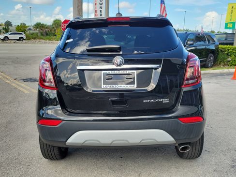 Used 2022 Buick Encore Preferred w/ Safety Package image 6