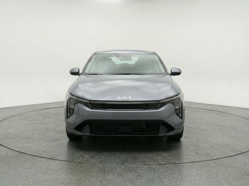 Used 2025 Kia K4 FWD image 2