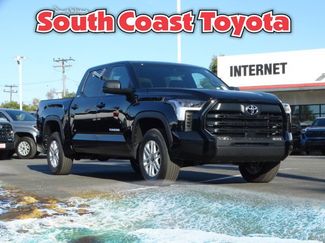 New 2026 Toyota Tundra SR5 video 1