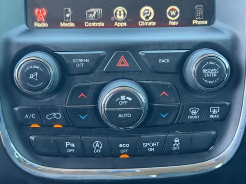 Used 2016 Dodge Durango Limited w/ Nav & Power Liftgate Group RWD image 24