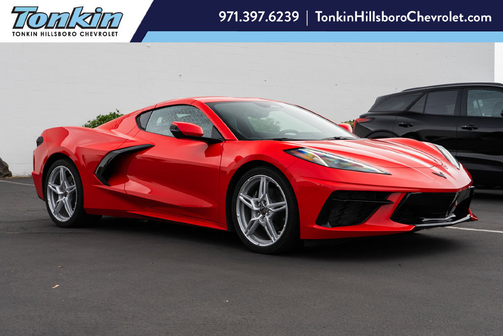 Used 2025 Chevrolet Corvette Stingray Coupe w/ 1LT RWD image 1