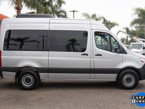 Used 2024 Mercedes-Benz Sprinter 2500 image 9