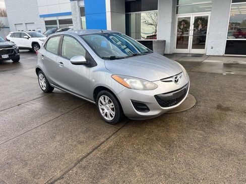 Used 2014 MAZDA MAZDA2 Sport image 1