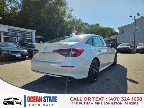 Used 2023 Honda Civic Sport image 5