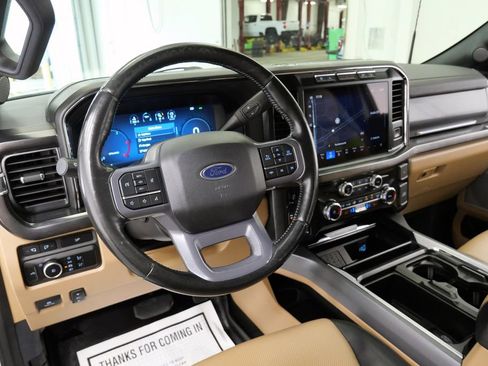 Used 2023 Ford F250 Lariat w/ Chrome Package AWD/4WD image 12
