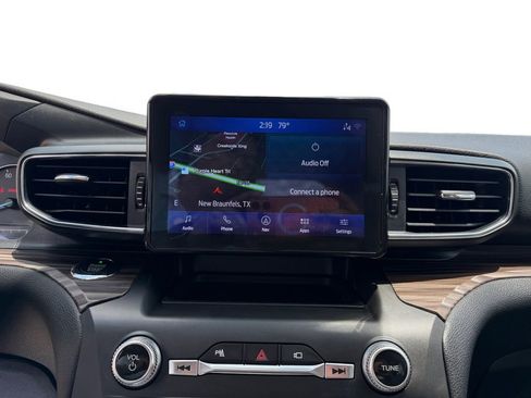Used 2020 Ford Explorer Limited RWD image 12