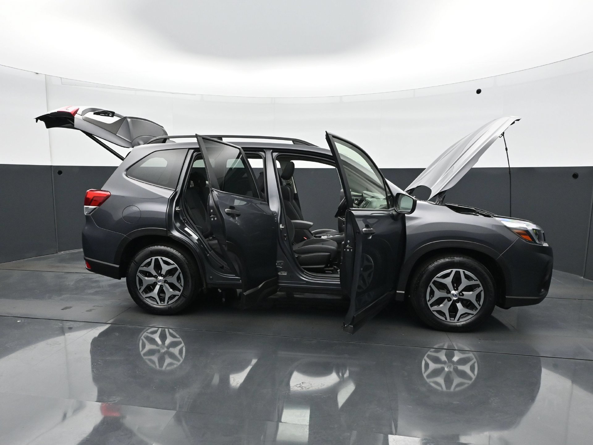 Used 2021 Subaru Forester Premium AWD/4WD image 37