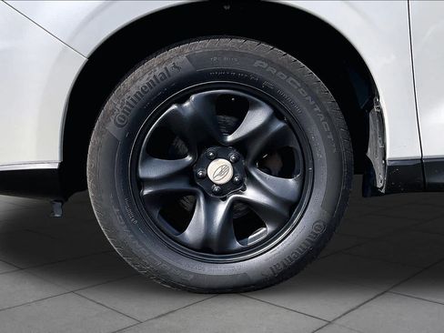 Used 2014 Subaru Forester 2.5i AWD/4WD image 11