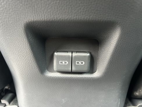 Certified 2023 Toyota RAV4 SE AWD/4WD image 19