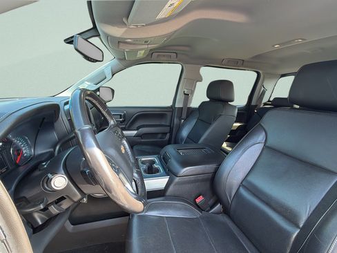 Used 2018 Chevrolet Silverado 1500 LTZ Z71 w/ LTZ Plus Package AWD/4WD image 24