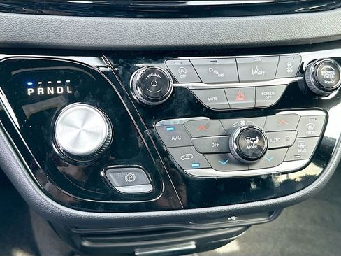 New 2026 Chrysler Voyager LX image 22