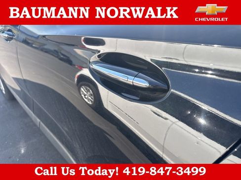 Used 2023 Buick Encore GX Preferred FWD image 14
