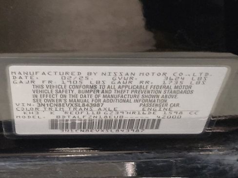 Used 2025 Nissan Versa SV FWD image 33