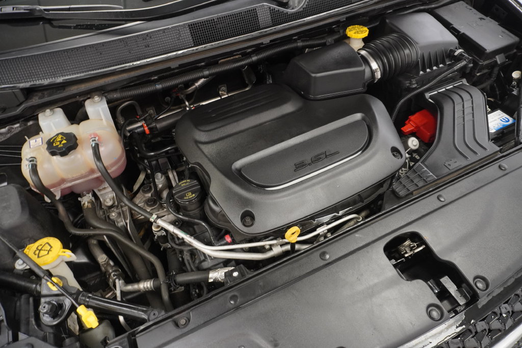 Certified 2021 Chrysler Pacifica Touring-L FWD image 41