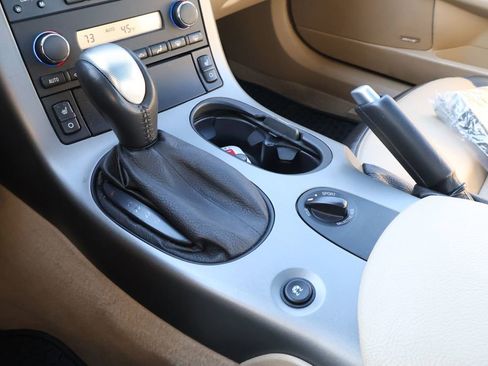 Used 2007 Chevrolet Corvette Coupe w/ Preferred Equipment Group image 27