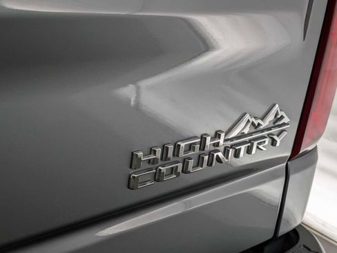 Used 2020 Chevrolet Silverado 1500 High Country image 14