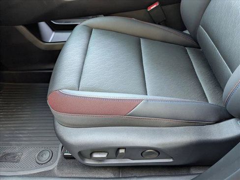 New 2026 Chevrolet Equinox RS w/ Safety and Technology Package AWD/4WD image 4