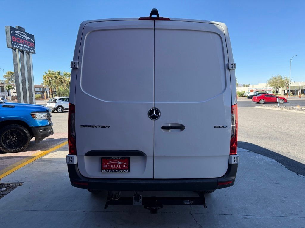 Used 2019 Mercedes-Benz Sprinter 144 image 13