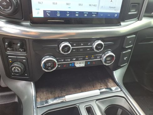 Used 2021 Ford F150 Lariat w/ Equipment Group 502A High AWD/4WD image 20