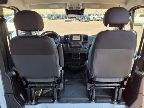 New 2025 RAM ProMaster 2500 w/ Convenience Group FWD image 11