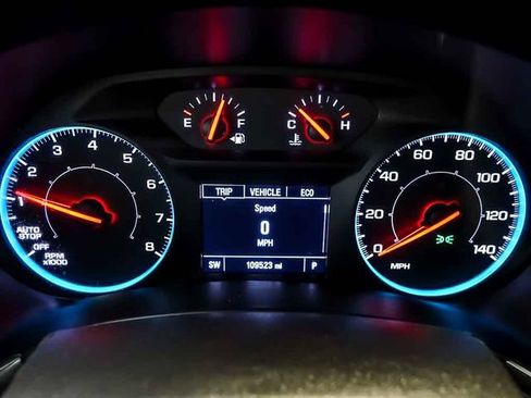 Certified 2019 Chevrolet Equinox LS w/ LS Convenience Package FWD image 19