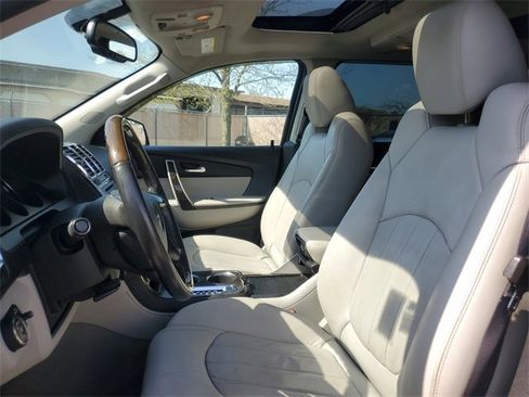 Used 2012 GMC Acadia Denali image 7
