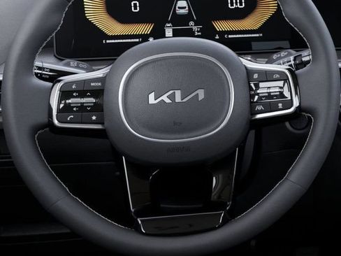 Certified 2025 Kia Sorento S AWD/4WD image 22