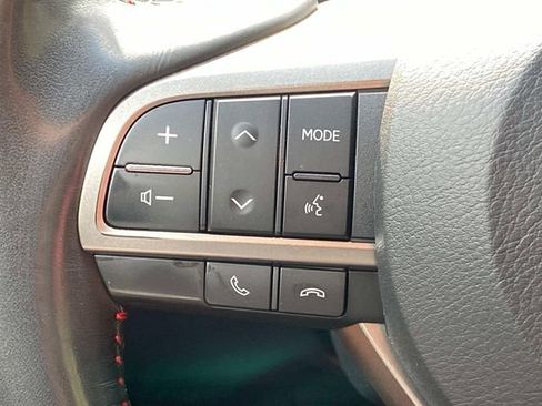 Used 2023 Lexus GX 460 Premium w/ Premium Plus Package image 19