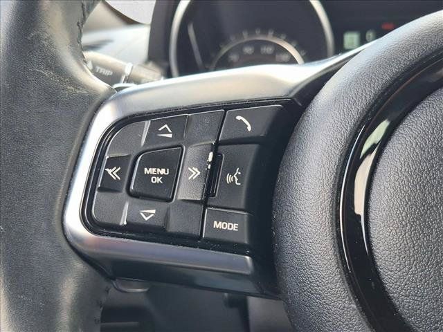 Used 2020 Jaguar F-TYPE Coupe RWD image 11