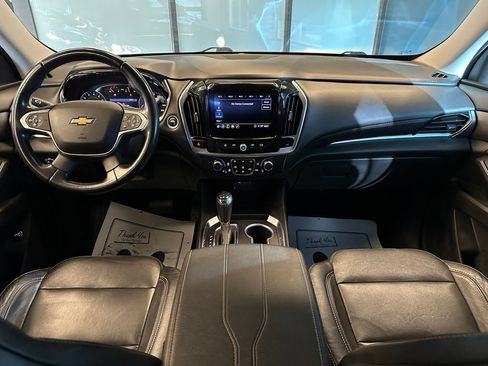 Used 2020 Chevrolet Traverse LT AWD/4WD image 9