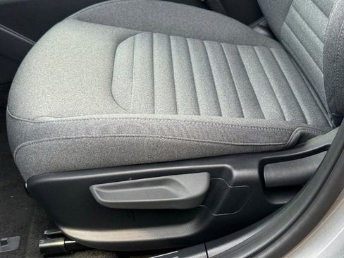 New 2025 Kia K4 EX image 18