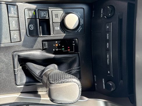 Used 2016 Lexus NX 200t FWD image 25