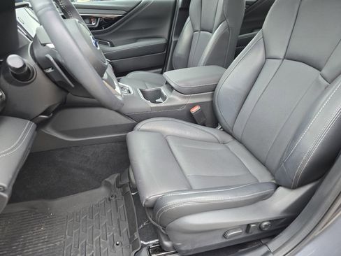 Used 2025 Subaru Legacy Limited image 20