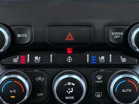 Used 2022 RAM 1500 Laramie image 87