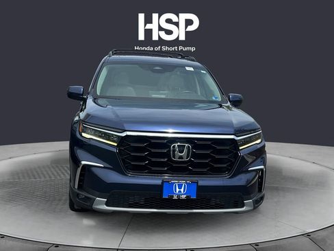 Used 2023 Honda Pilot Touring image 8
