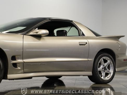 Used 2001 Pontiac Firebird Trans Am RWD image 23
