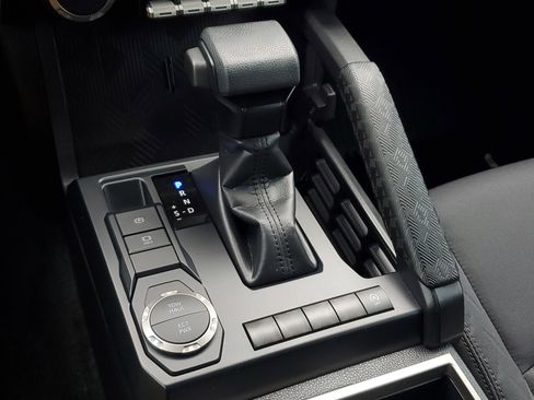 Certified 2024 Toyota Tacoma SR5 image 32