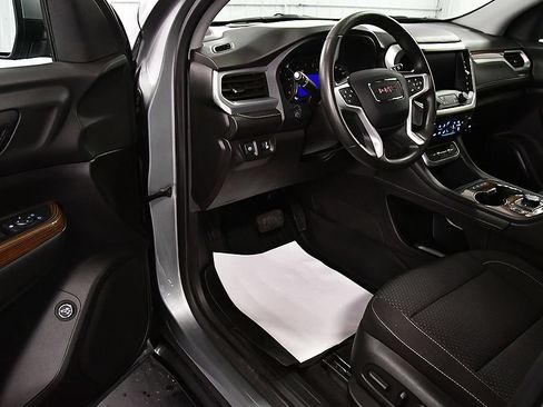 Used 2023 GMC Acadia SLE w/ Driver Convenience Package AWD/4WD image 16