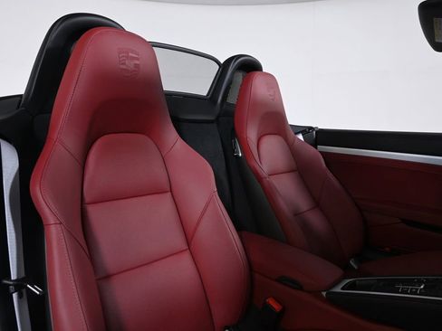 Certified 2025 Porsche 718 Boxster GTS RWD image 19